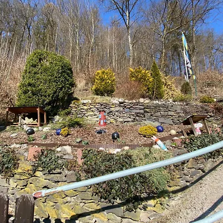 Pfefferberg Mit Und Junior * ツィーゲンリュック