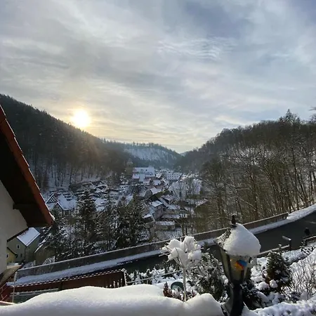 Pfefferberg Mit Und Junior *