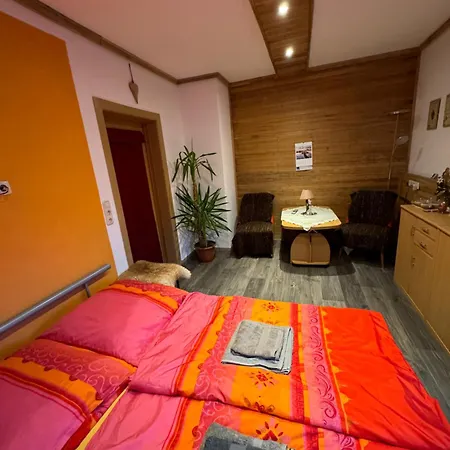 Pfefferberg Mit Und Junior * ツィーゲンリュック