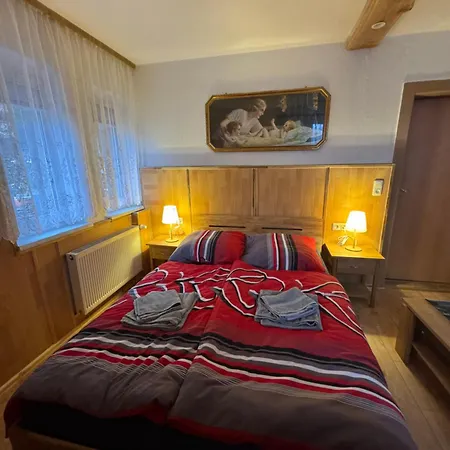 Pfefferberg Mit Und Junior *