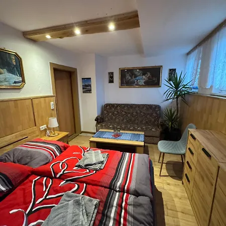 Pfefferberg Mit Und Junior *