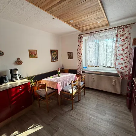 Pfefferberg Mit Und Junior *